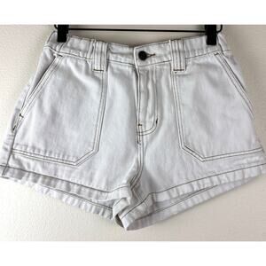 Pacsun Women's Shorts Size Small in Cream